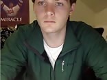 Canadien mignon va au hard