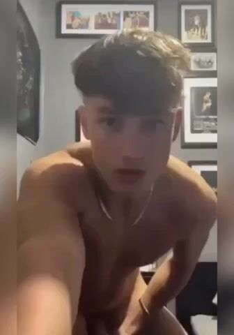 Süßer blonder teen spritzt und dirty-talked