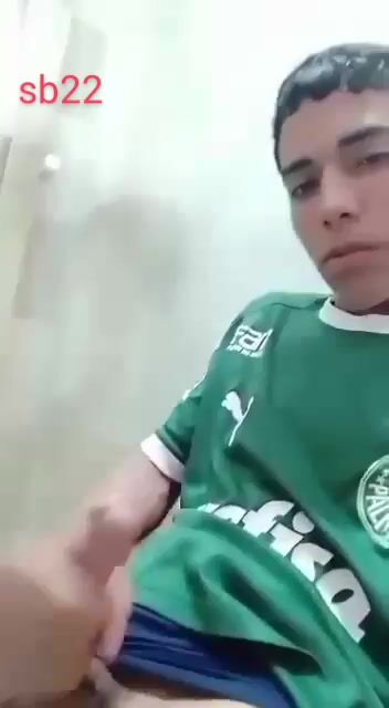サッカー少年のラティーノがオナニー