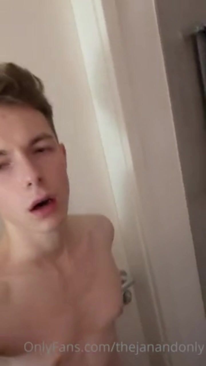 Cute twink plays ass with toys