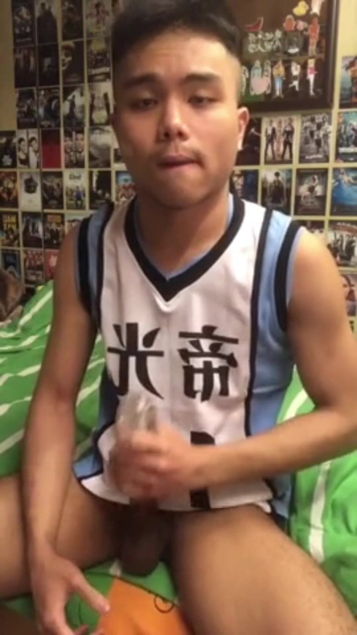 Cute pinoy jerking off a huge load - 11-06-25