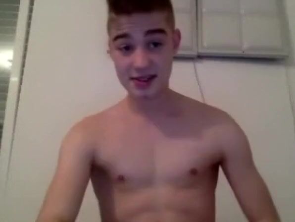 Cute uncut webcam boy wanks and cums