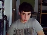 可愛いストレート男子がポルノでオナニーする