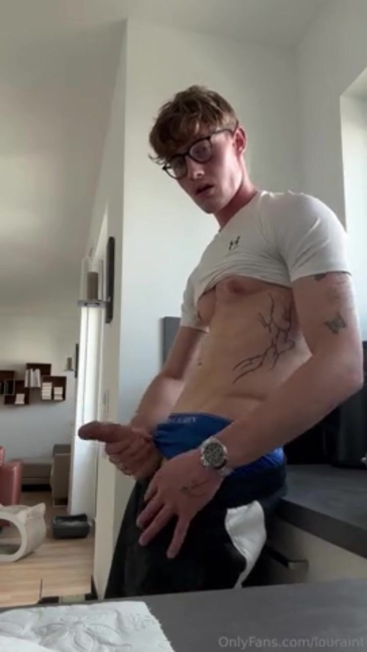 Cute tiktoker kaudenz wanking his big cock off