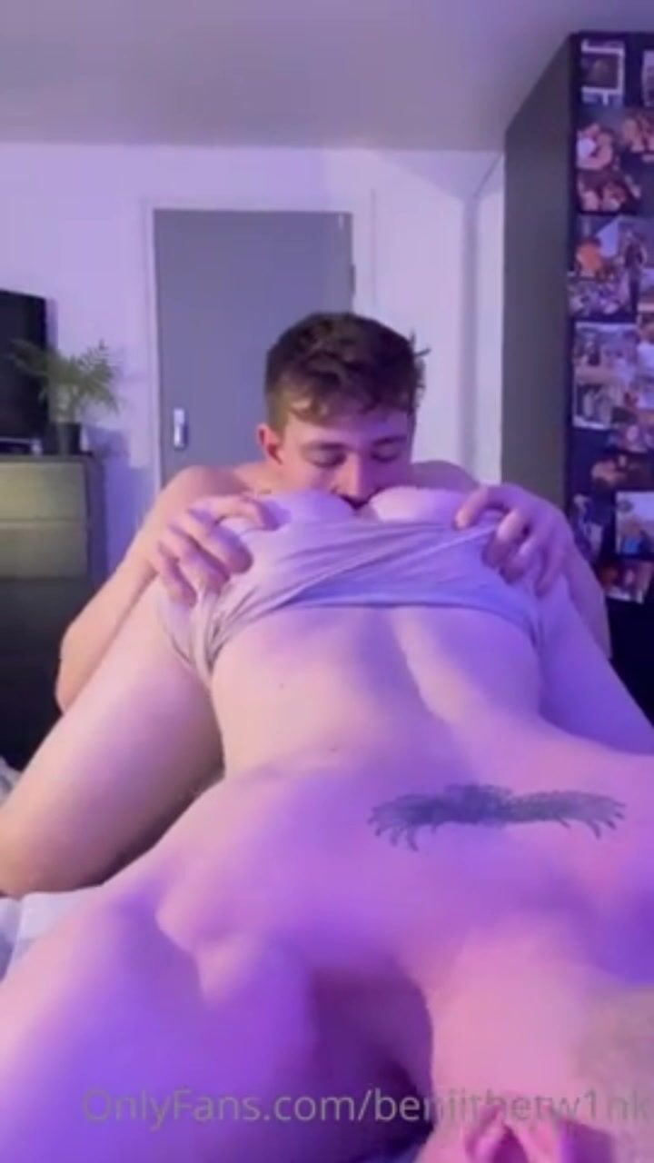 Cute top benji hot fucking a fem blonde