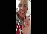 年轻小受在镜头前手淫射精