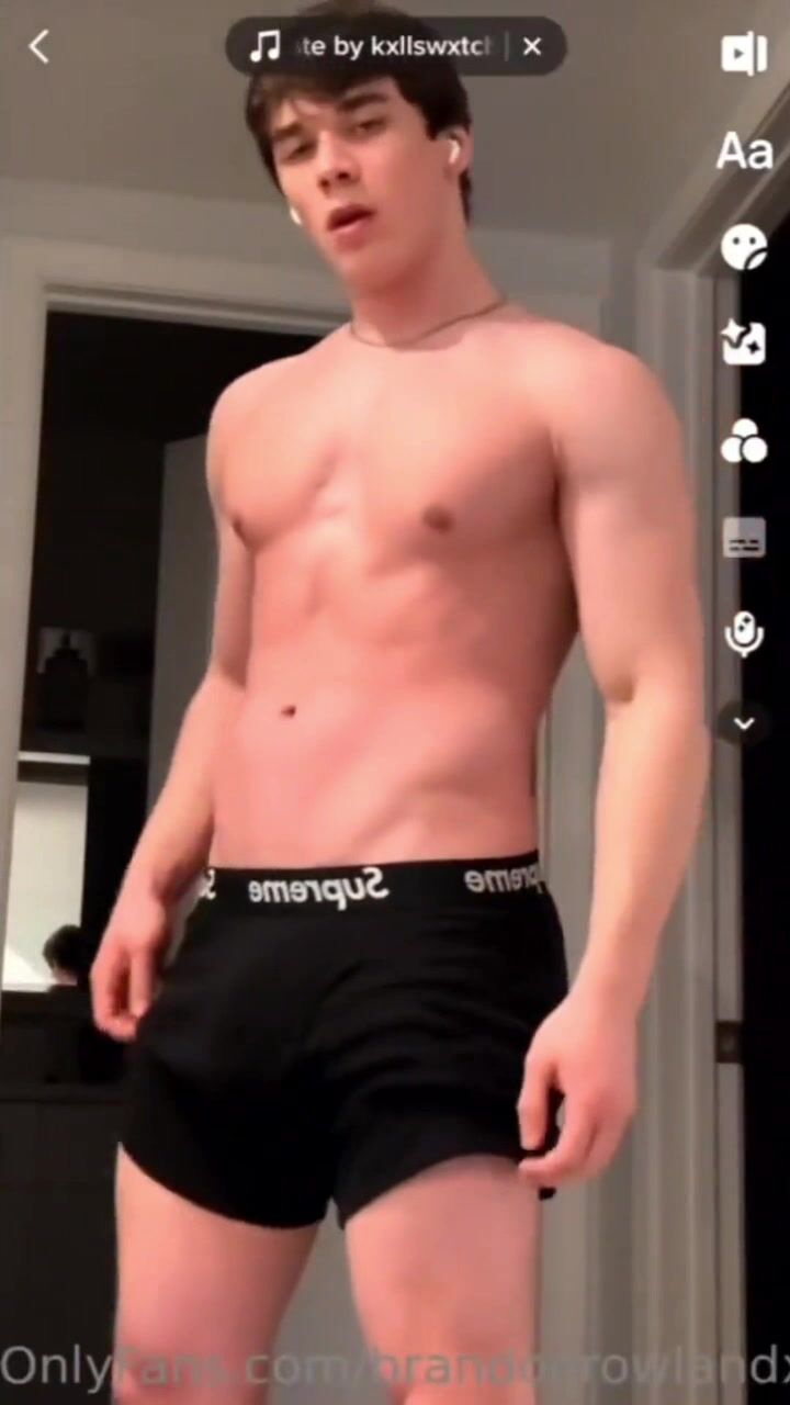 Daddy brandon strips