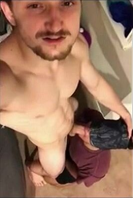 Amigo amateur chupa pica