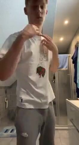 Dirty talker shows his big dick for mommy