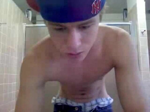 Dirty twinks jerking for webcam gay porn