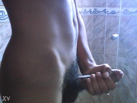 Dnz fit lad thick cock shower wank