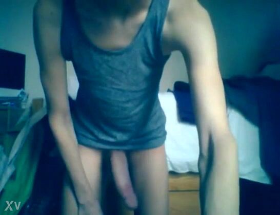 Dnz lad is hung like a horse boys porn