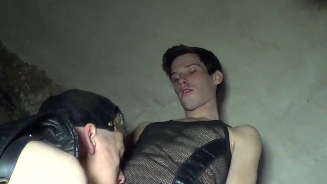 Dorian takes it raw bareback
