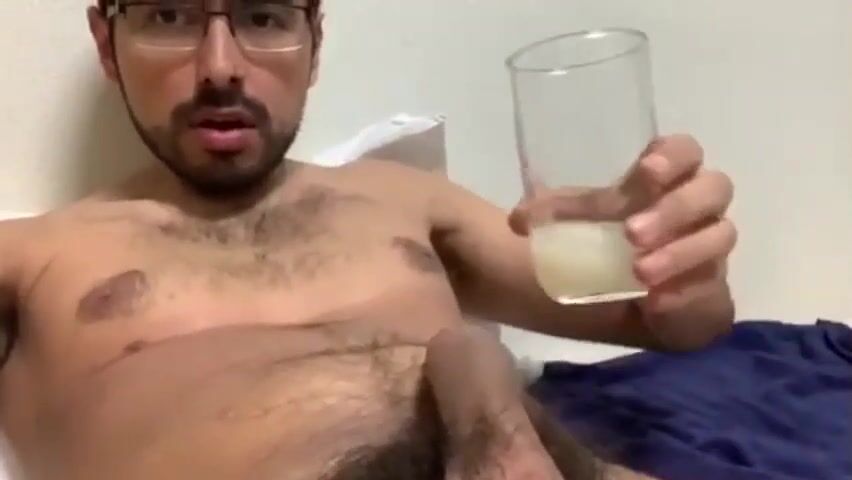 Dude masturbates while eating 13 loads of his own frozen cum