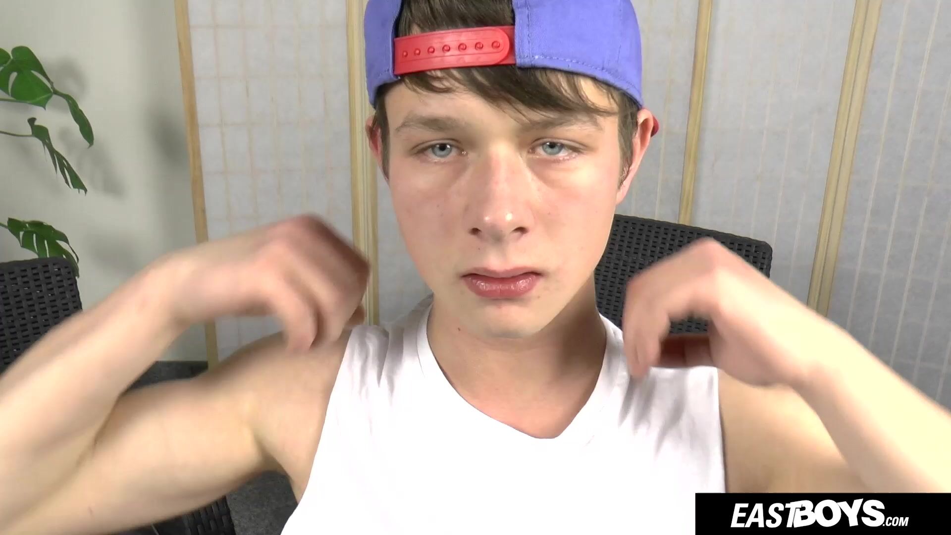 Eastboys cute skinny boy elliot holloman handjob