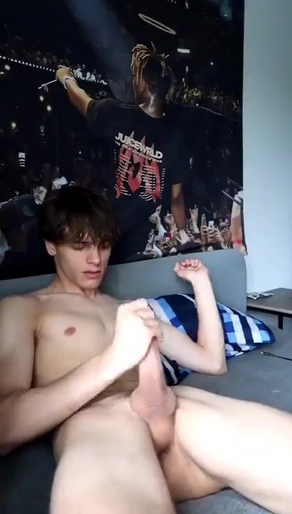 Eddy solo cam boy strokes his cock