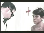 Embarrassing twink examined by muscle daddy bareback