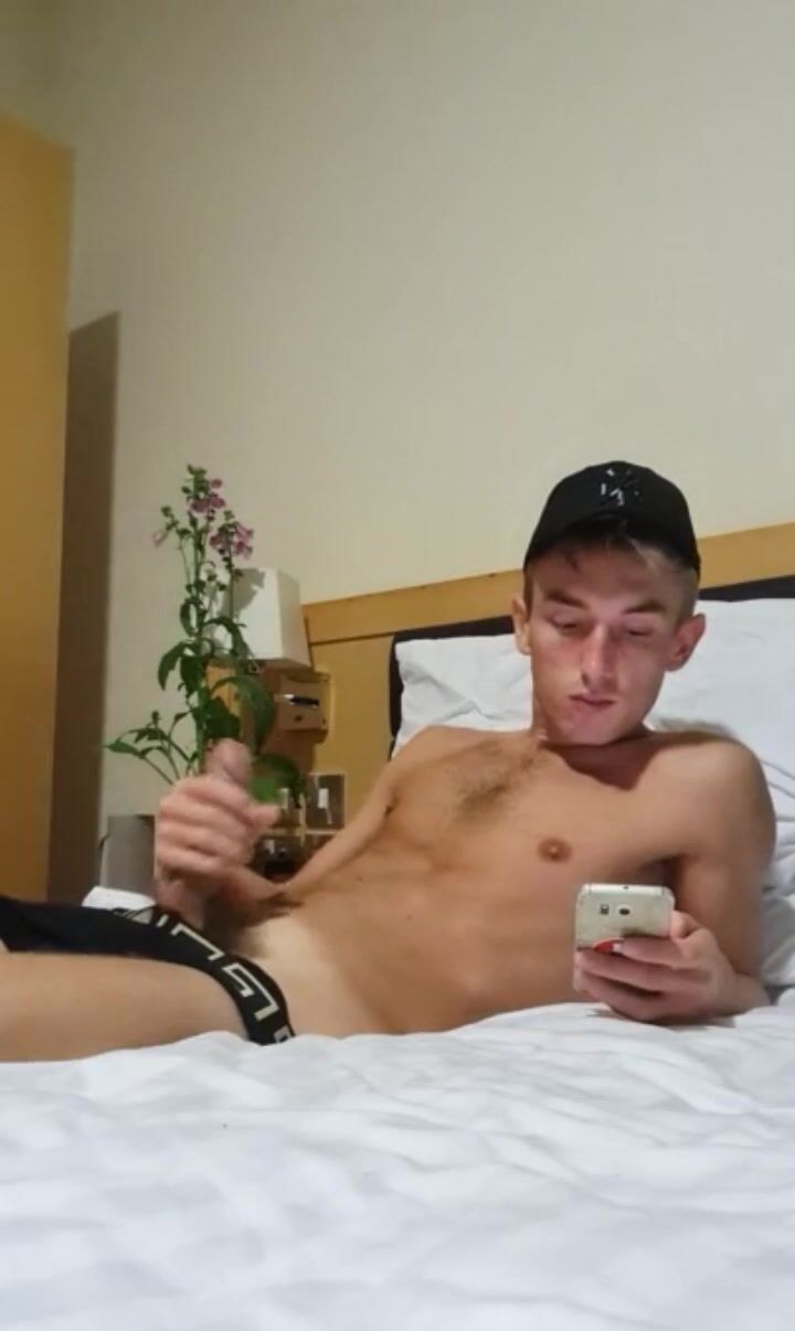 伦敦男孩卖屁股和嘴