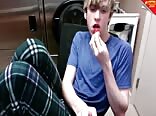 Evan jerks off solo on cam - teen xxx