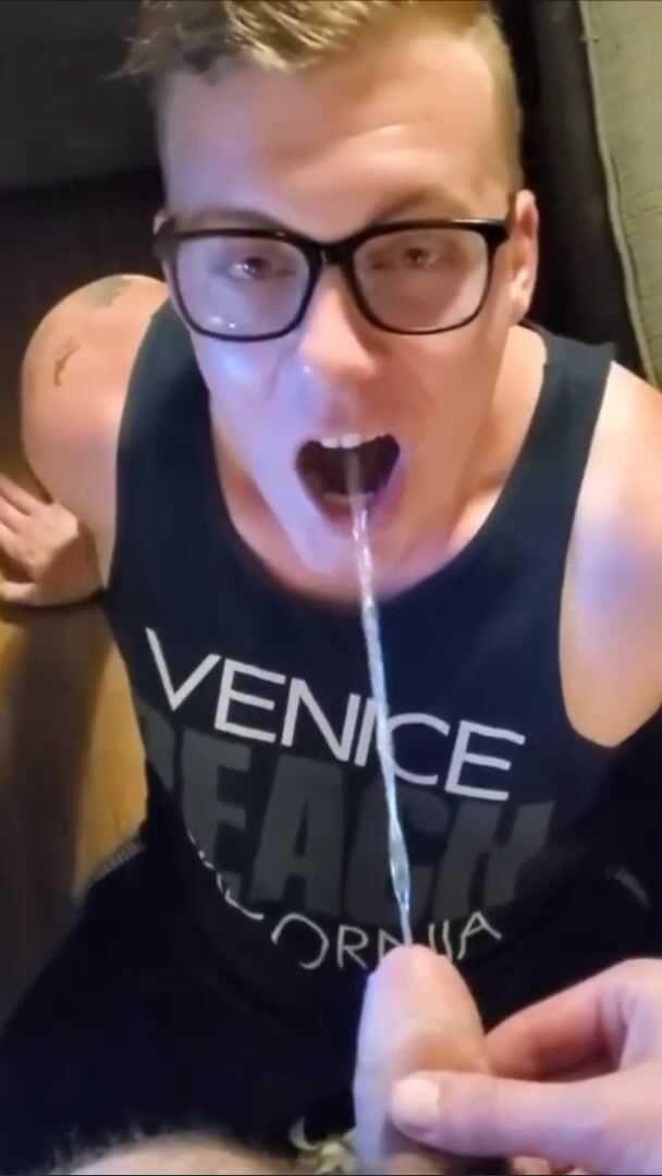 Experienced piggy doesn't spill a drop