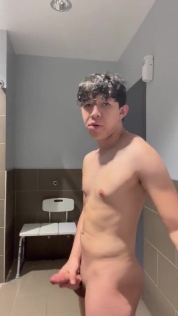 Fit asian twink jerks off hard