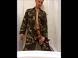 Flecktarn piss saufen action