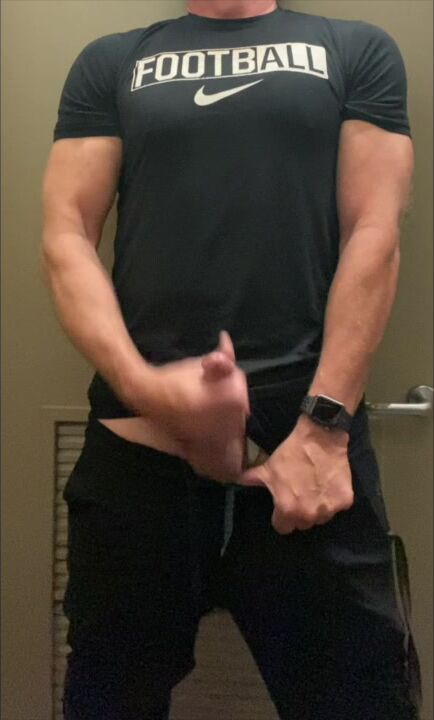 Football coach jockdad87 slams twink bareback
