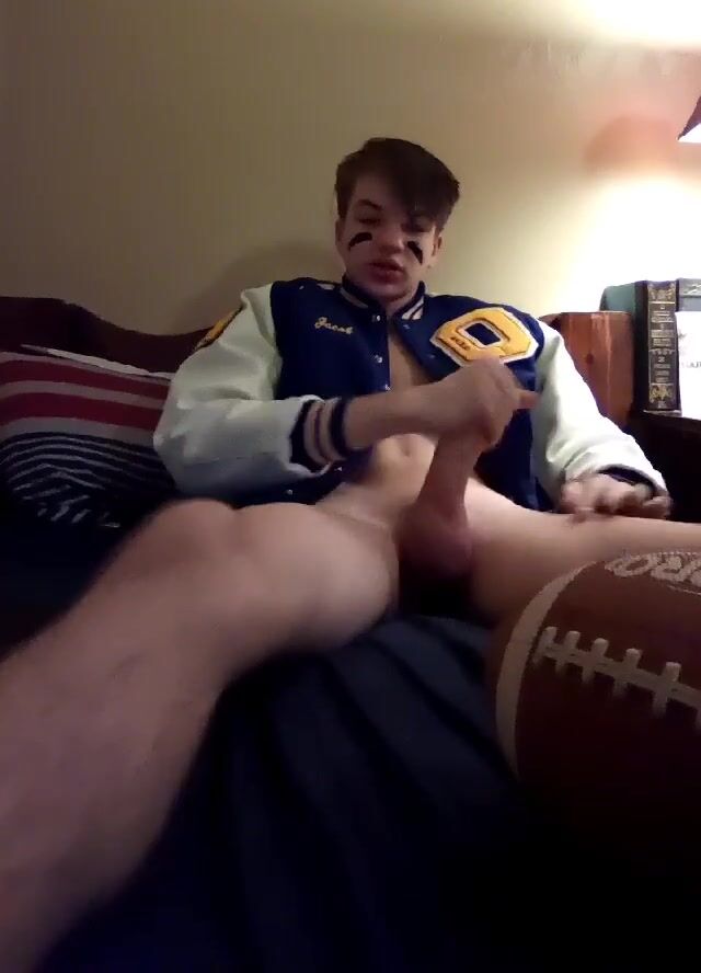 Jared the football jock gets fucked by cam boys