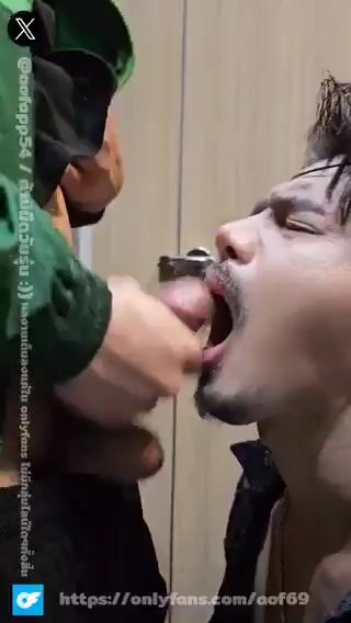 From the urinal to the stall to suck dick and swallow nut