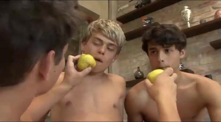 Twink fruity fuckers in hard gay action