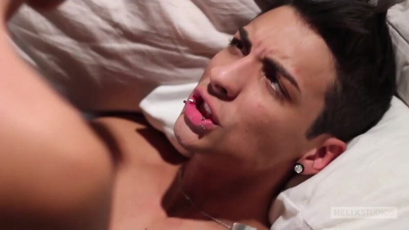 Twink wird von roman daniels und luke allen durchgenagelt