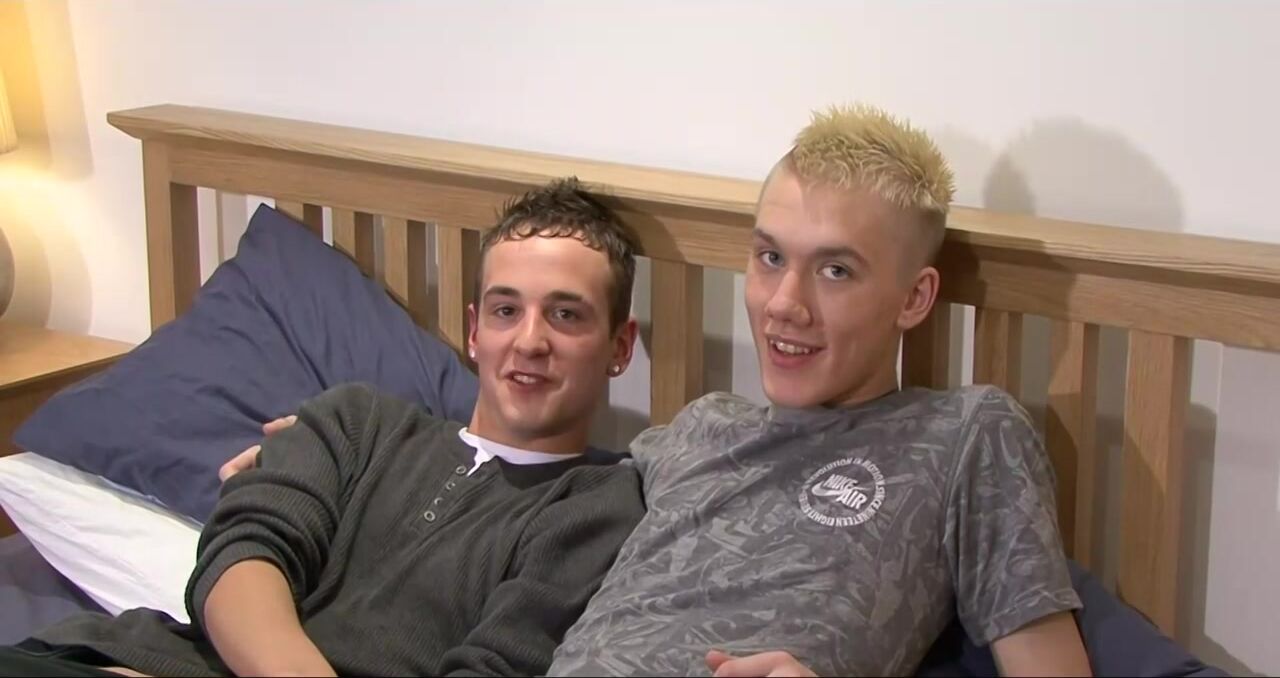 Hard gay teen couple bareback cock action