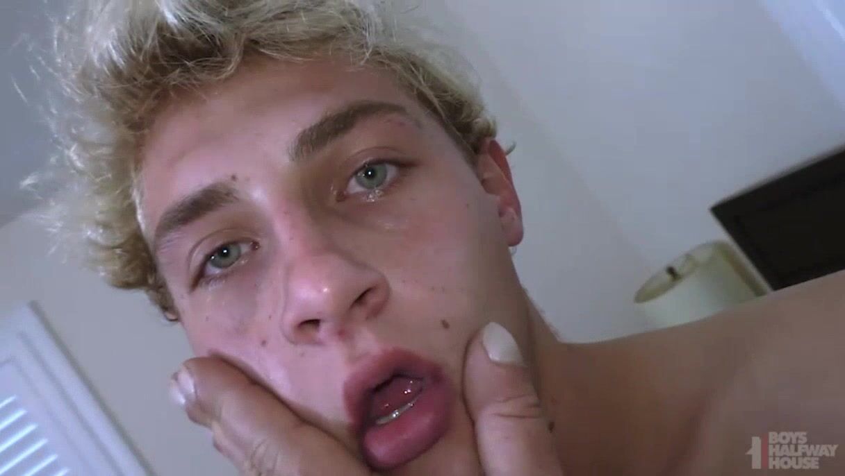 ♥ gaping cunt filled to the rim ♥