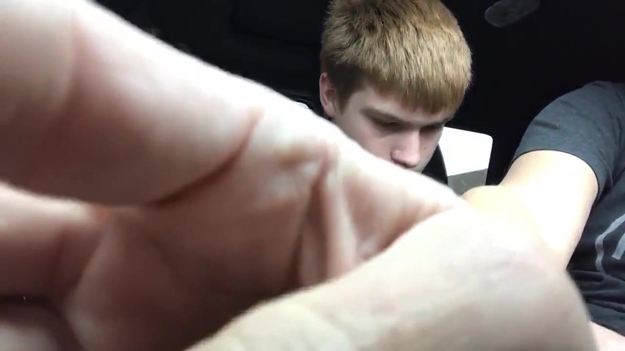 Twink gavin swallows daddy muscle cock bareback