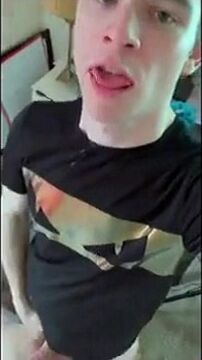 Amateur twink gives homemade blowjob