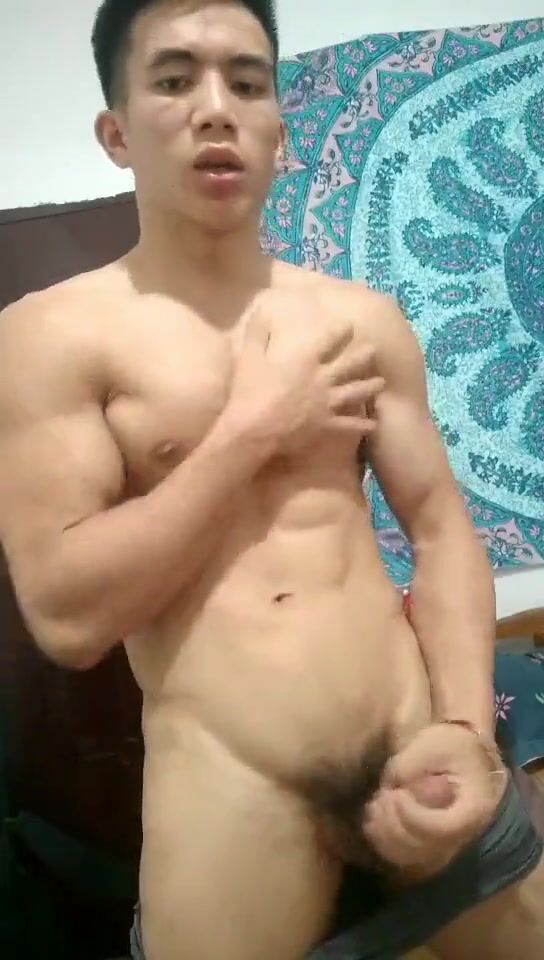 亚洲男手淫射精同性恋