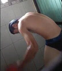 Ação quente de gays no chuveiro