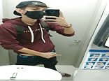 マスクをしたゲイチューブ自撮り