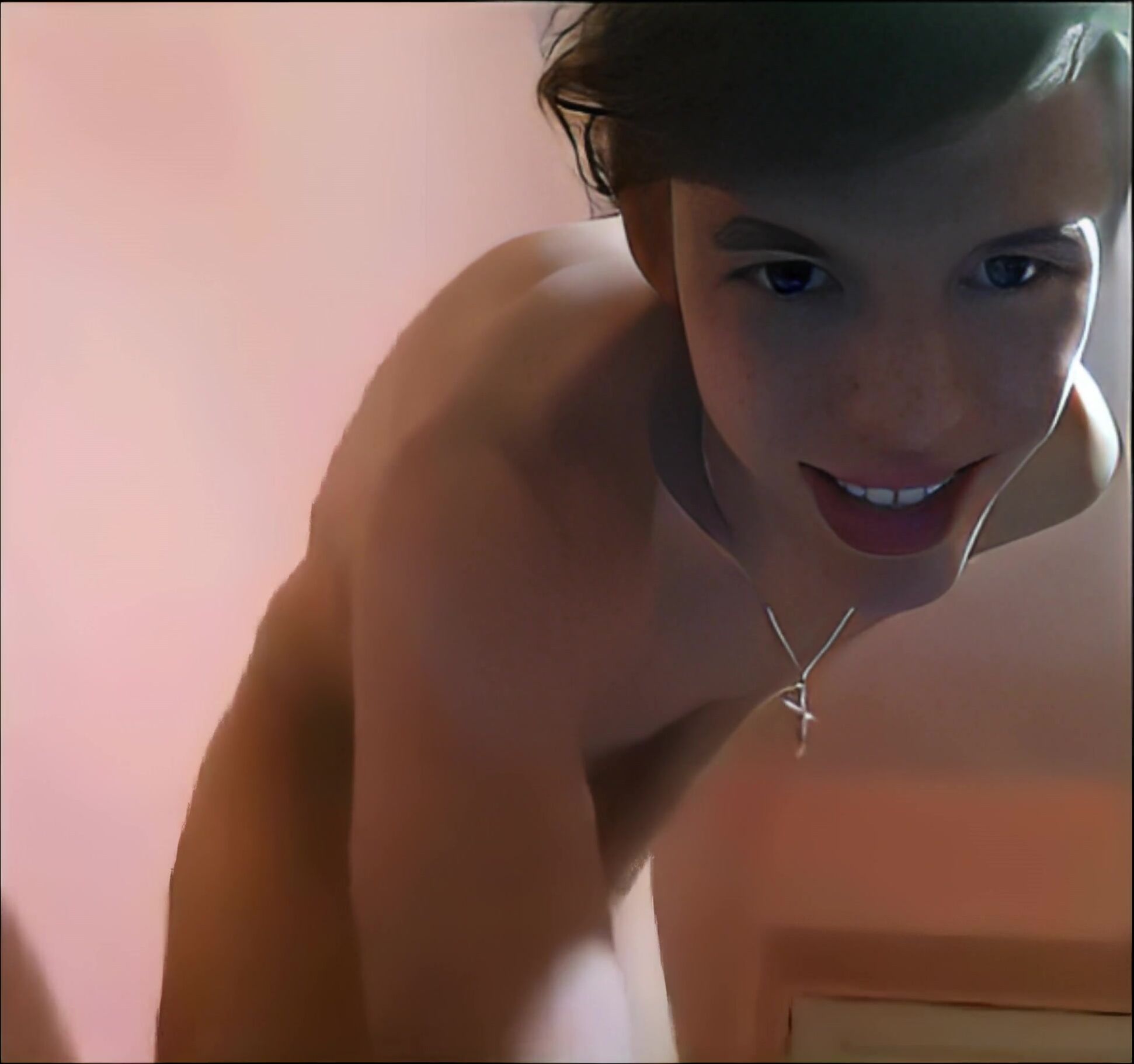 Gbt twink boy happy cam fingers