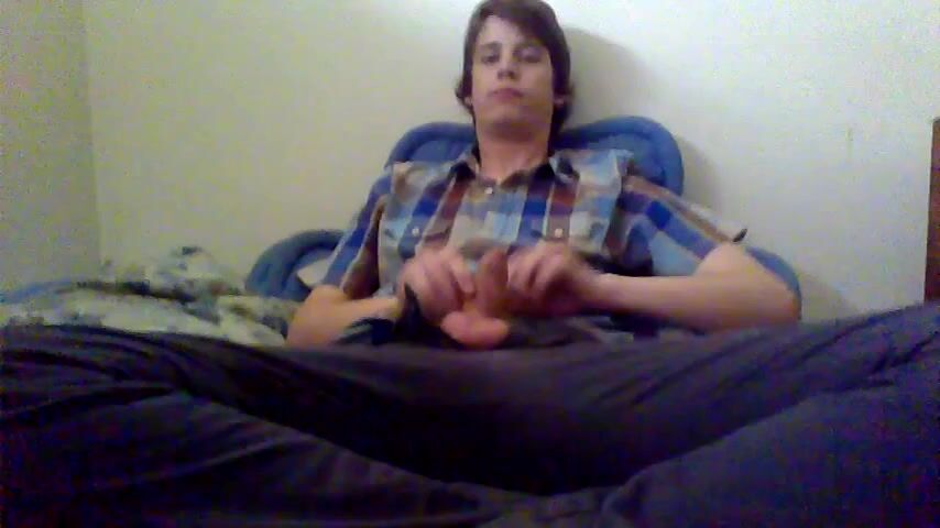 German twink jerks his cock until he cums 2