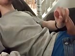 Corriéndome encima todo el cuerpo porno de chicos