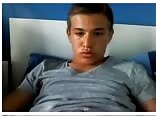 Adolescente gla bate punheta sozinho