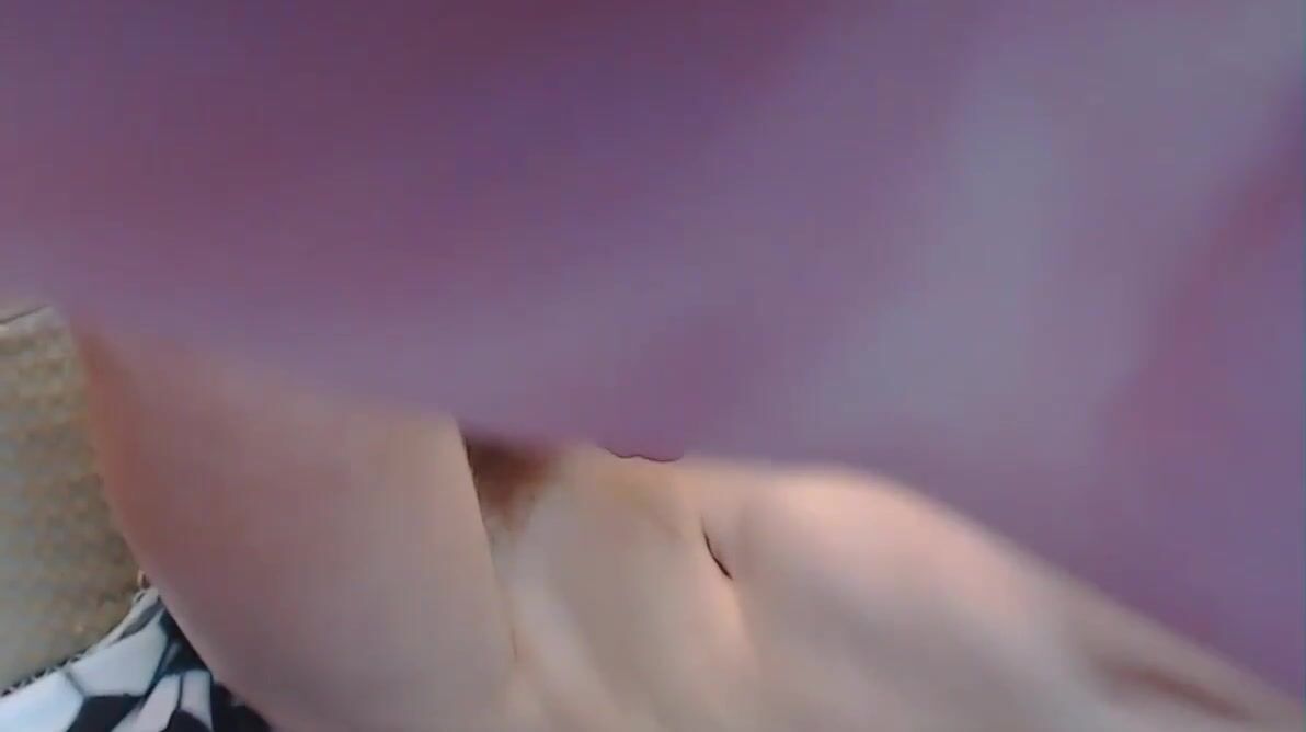 红毛白皮手淫者灰色