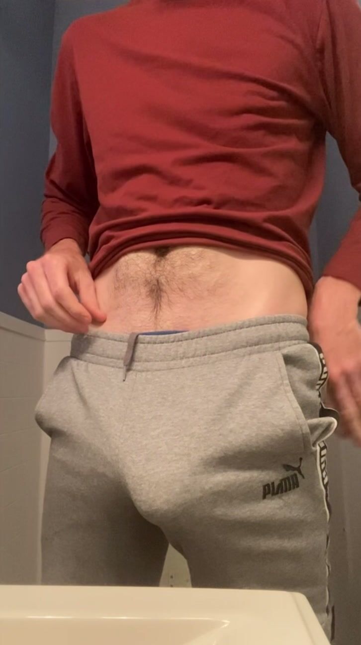 Guy pulls his pants down and cums gay porn tube