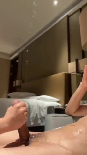 Guy squirts