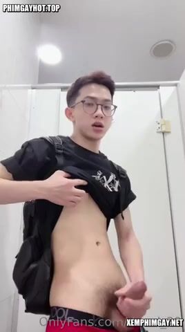 Handjob in public toilet gay boys porn