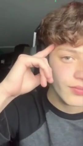 Handsome solo twink porn tube