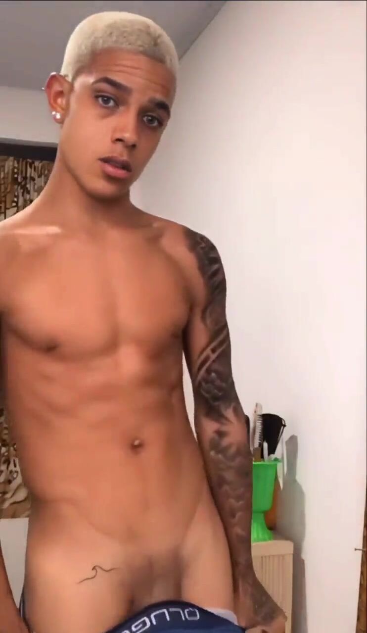 Handsome twink cumshots