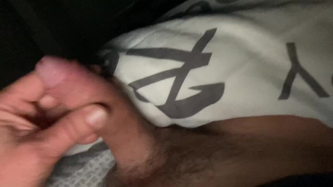 Ado au petit matin chevauche muscle daddy sans capote 2