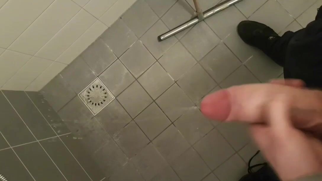 Intense piss and cum play